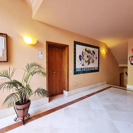 Luxury In Jardines De Don Carlos Apartment